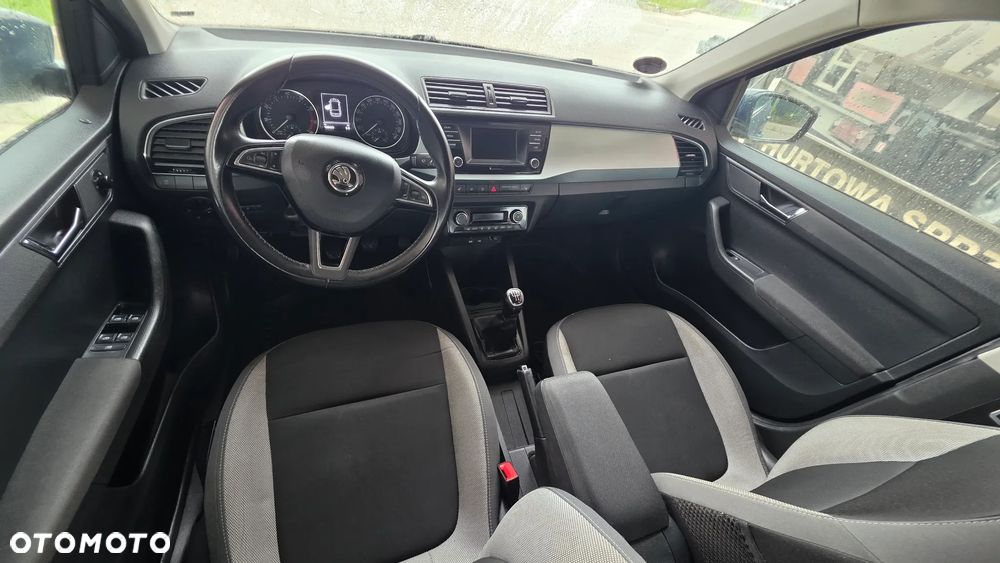 Skoda Fabia - 4