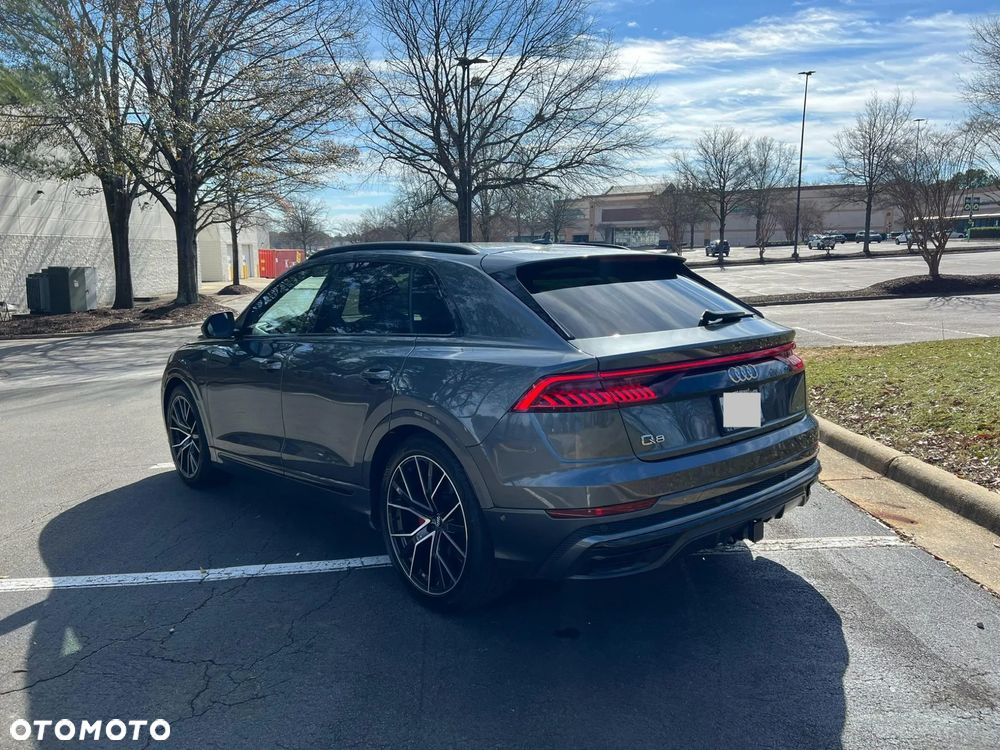 Audi Q8 - 6