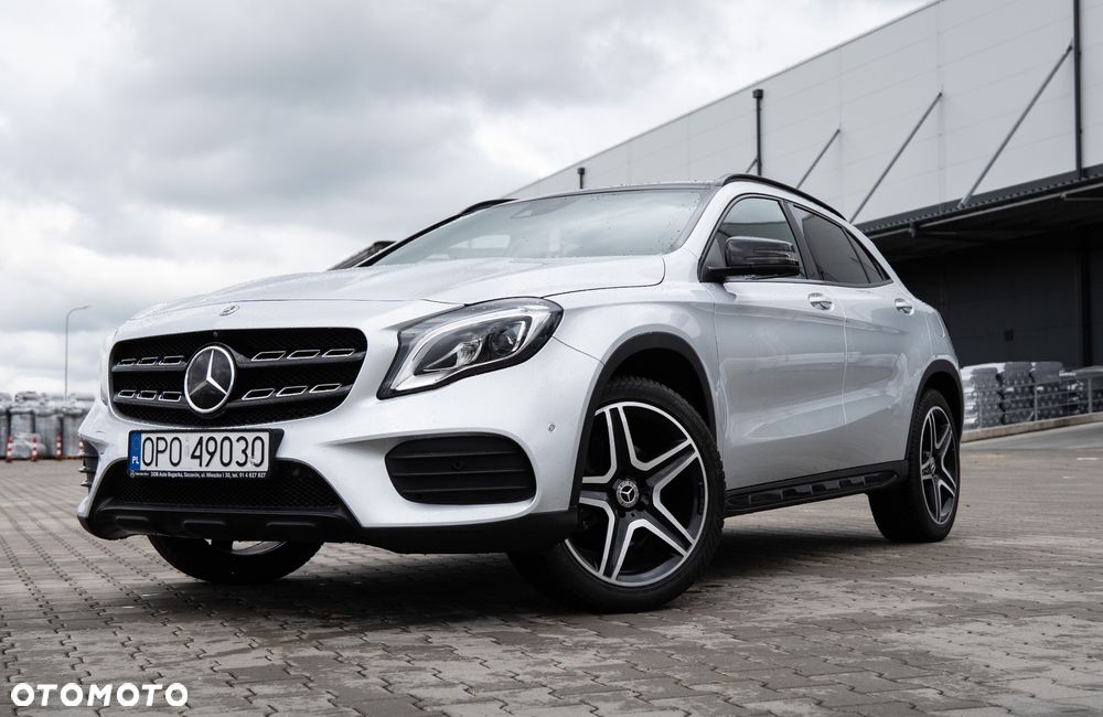 Mercedes-Benz GLA 220 4-Matic AMG Line - 1