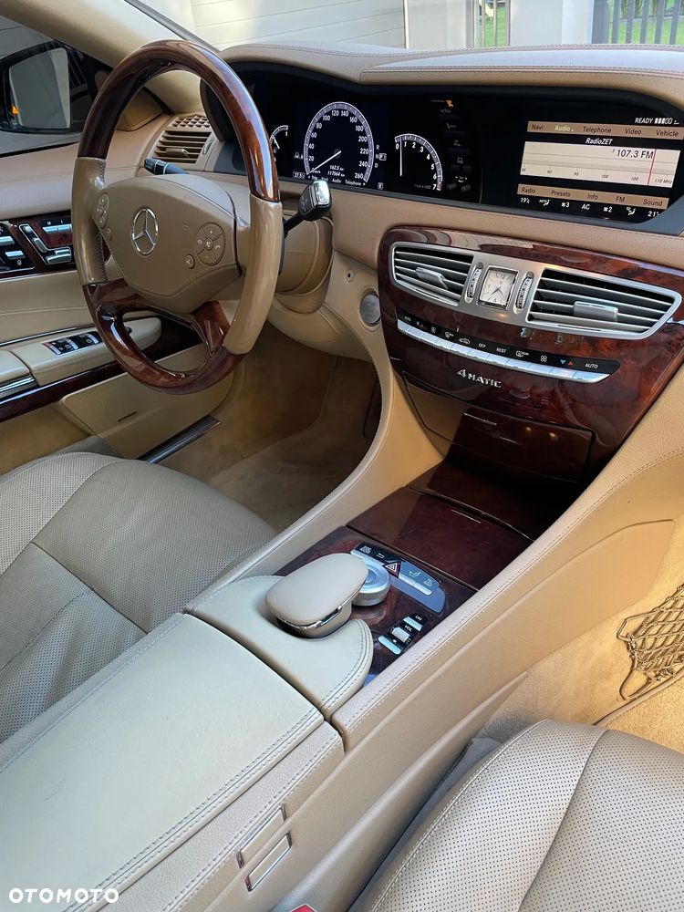 Mercedes-Benz CL 500 4-Matic BlueEff - 19