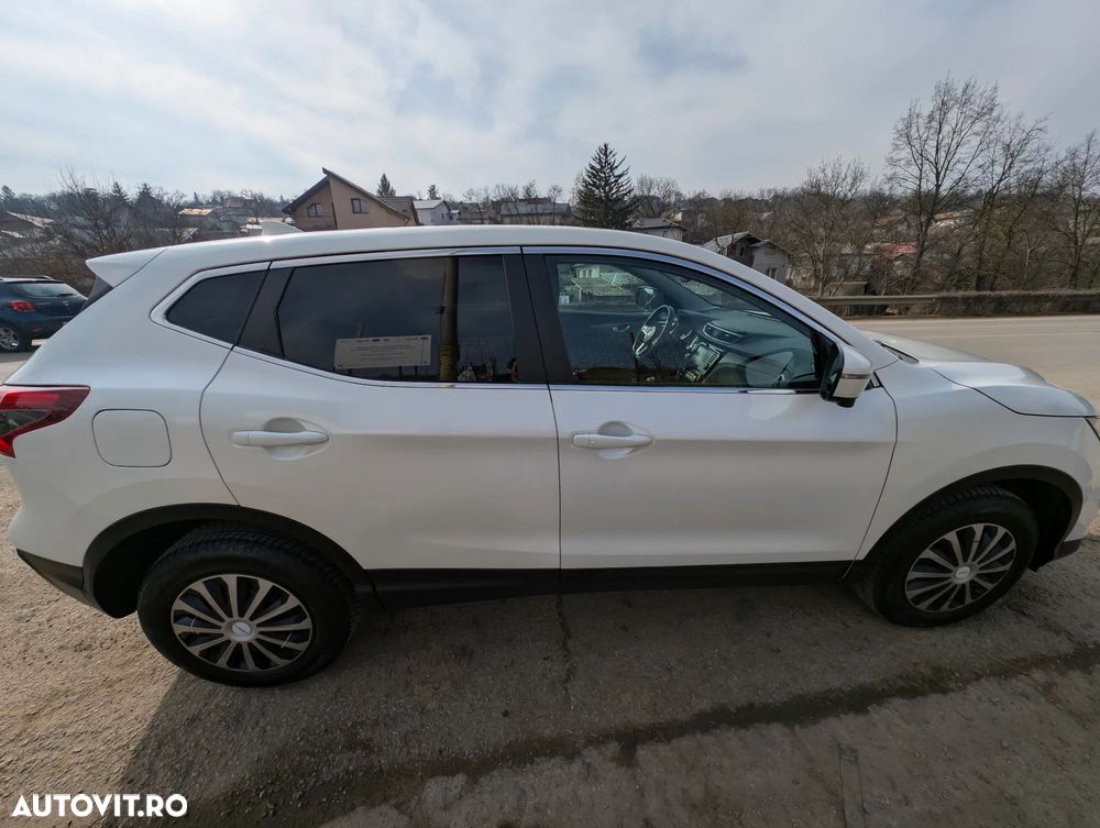Nissan Qashqai 1.3 157CP 2WD N-Connecta - 15
