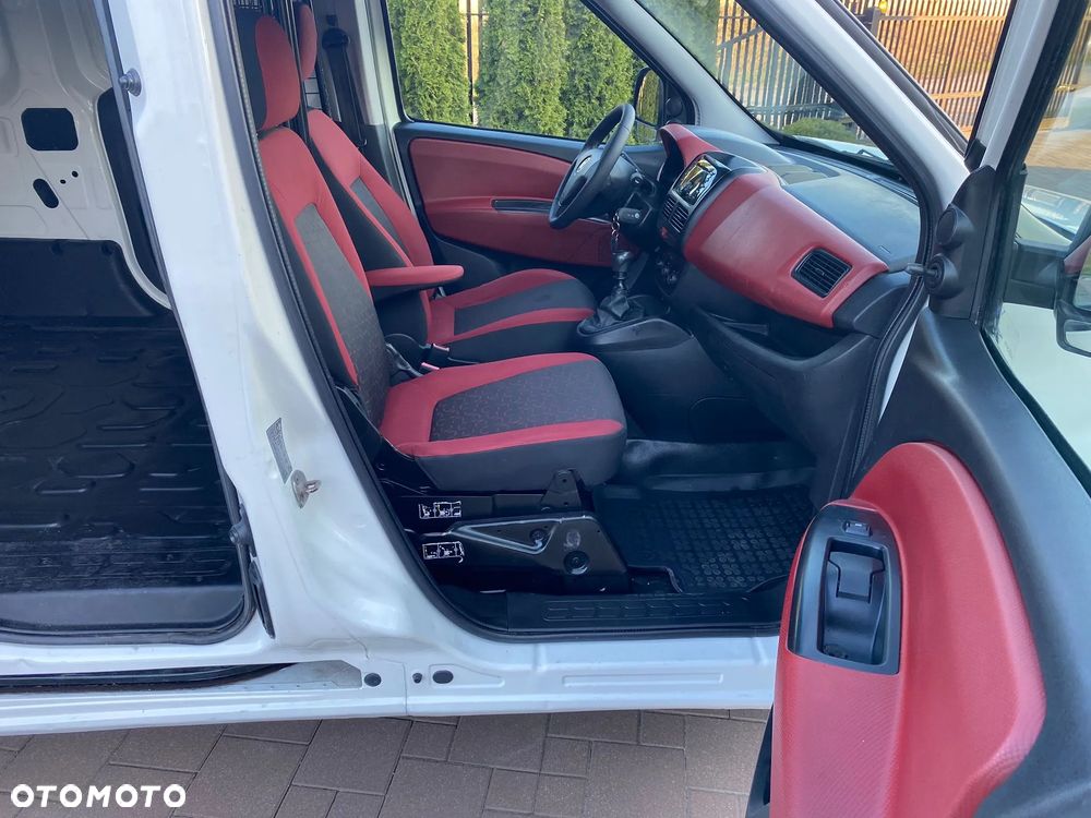 Fiat DOBLO MAXI - 13