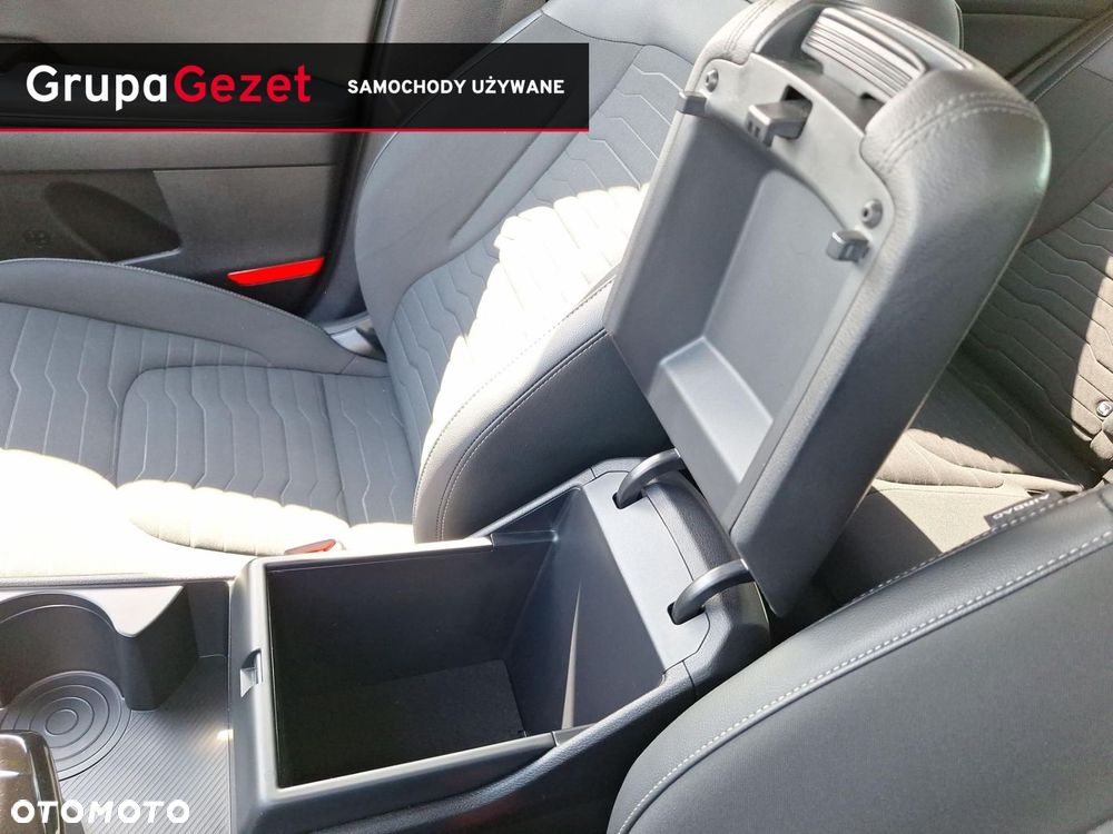 Kia Sportage 1.6 T-GDI MHEV Business Line 2WD DCT - 33