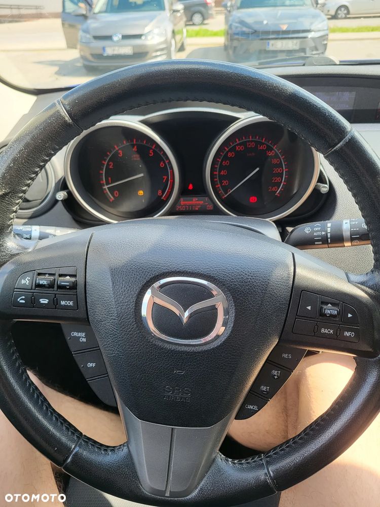 Mazda 3 1.6 Exclusive - 10