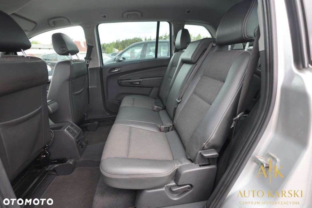 Opel Zafira - 28
