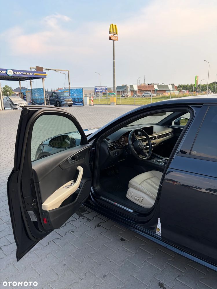 Audi A4 Limousine - 10