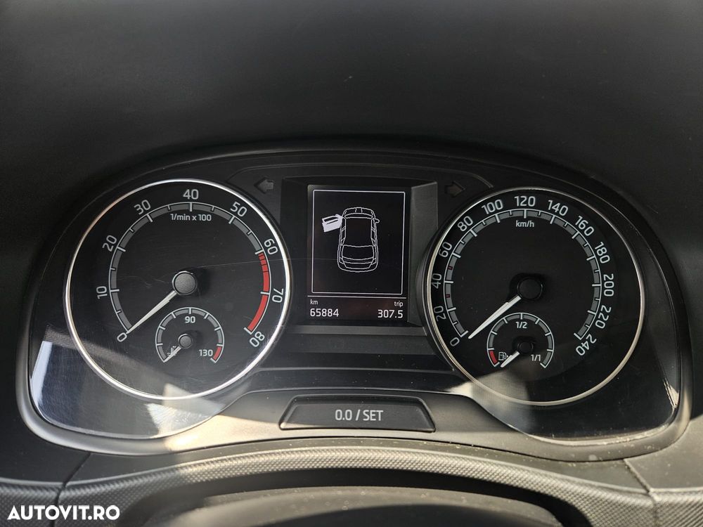 Skoda Fabia 1.0 TSI DSG Ambition - 11