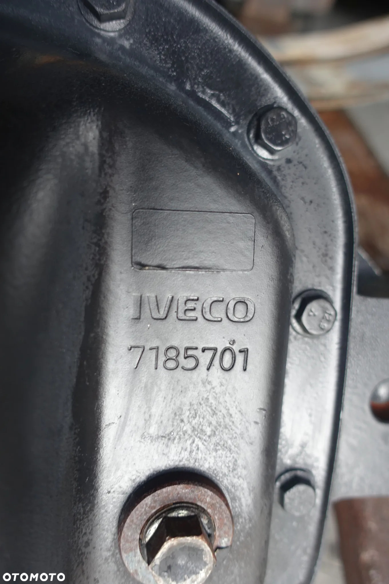 MOST IVECO DAILY POJ. KOŁO 13/47 14r.- - 3