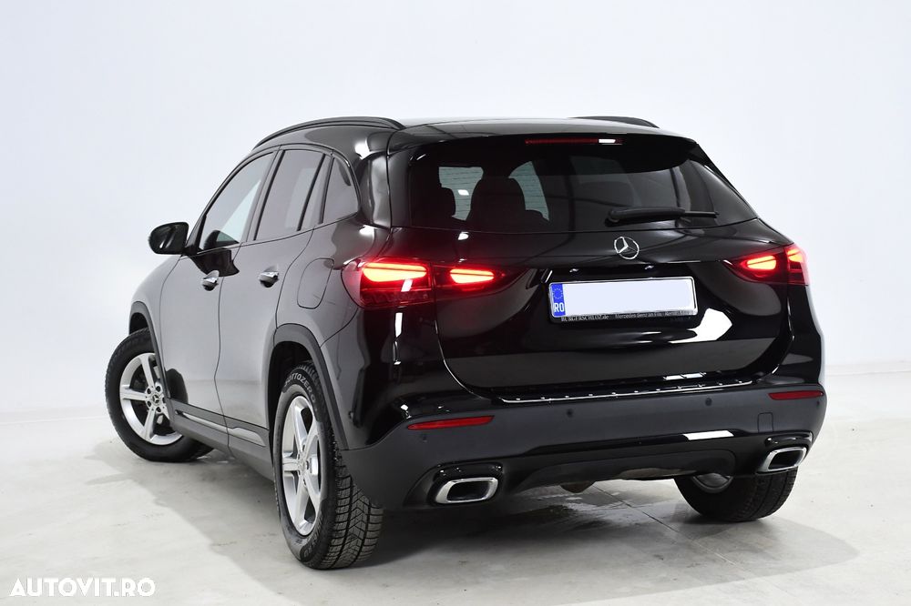 Mercedes-Benz GLA - 6