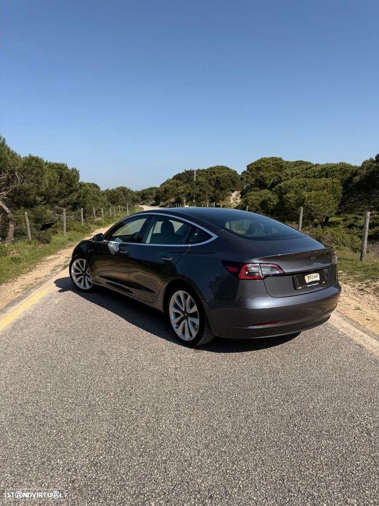 Tesla Model 3 Tração Traseira - 4