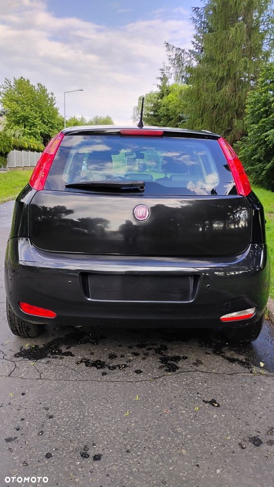 Fiat Grande Punto - 4