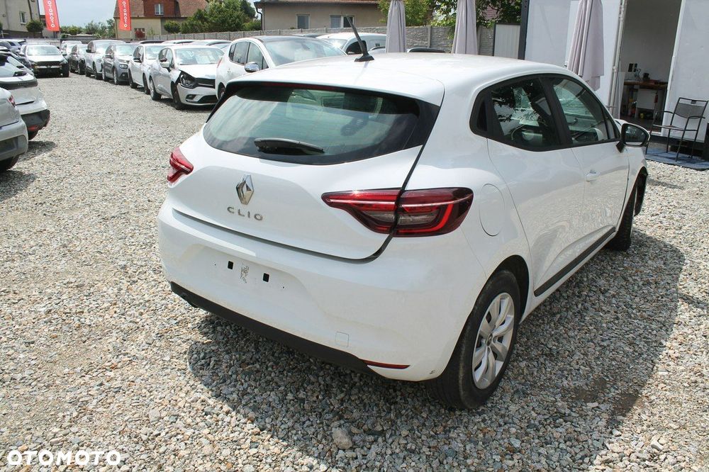 Renault Clio - 5