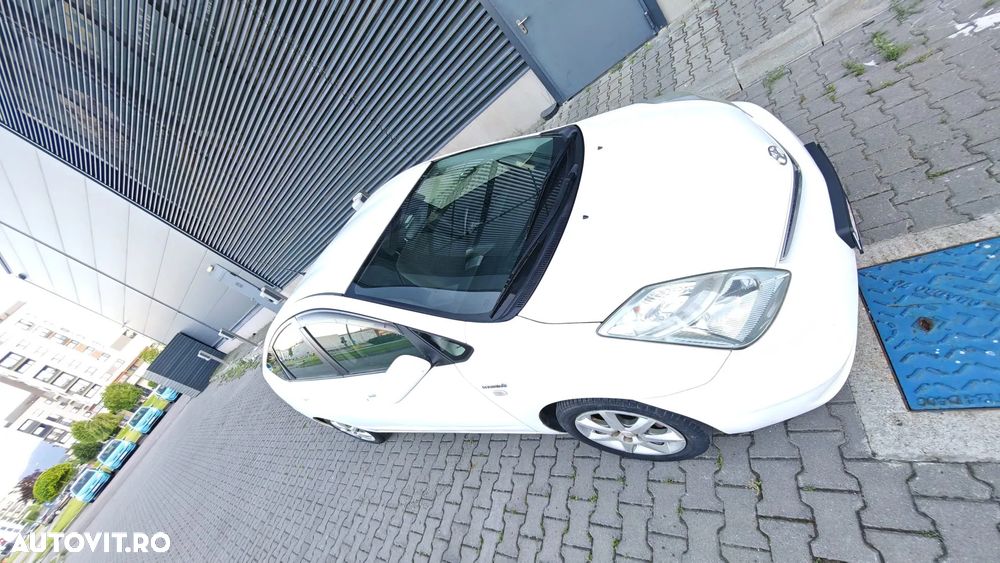 Toyota Prius (Hybrid) Sol - 3