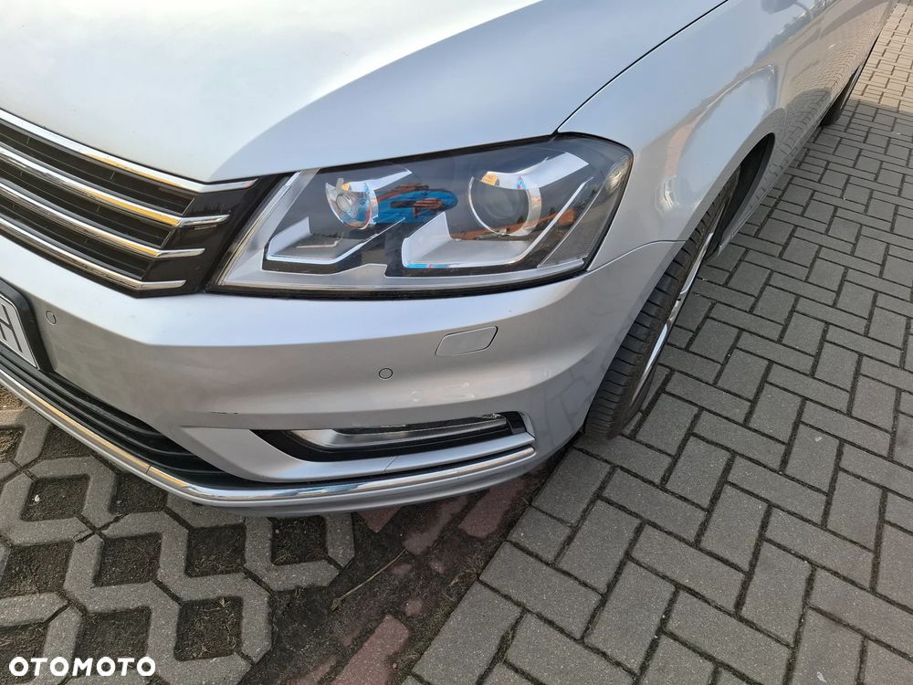 Volkswagen Passat 1.6 TDI BlueMotion Technology R-Line - 40