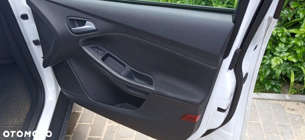 Ford Focus 1.6 TDCi Trend - 14