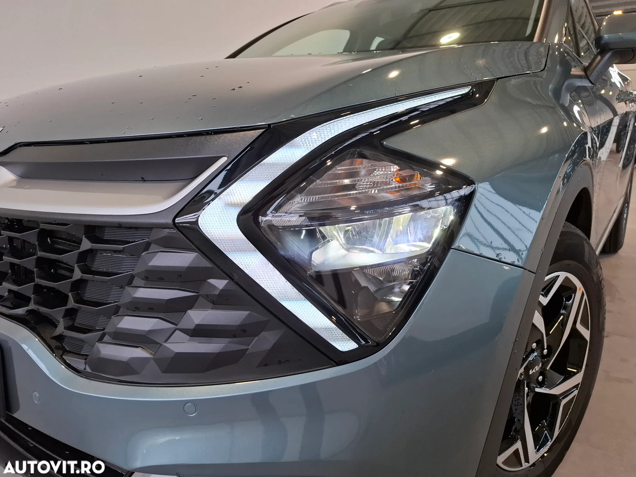 Kia Sportage 1.6 T-GDI 7DCT HP 4x2 MHEV Urban - 9