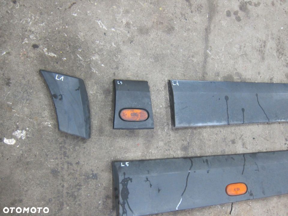 LISTWY BOCZNE LEWA STRONA MERCEDES SPRINTER 906 - 2