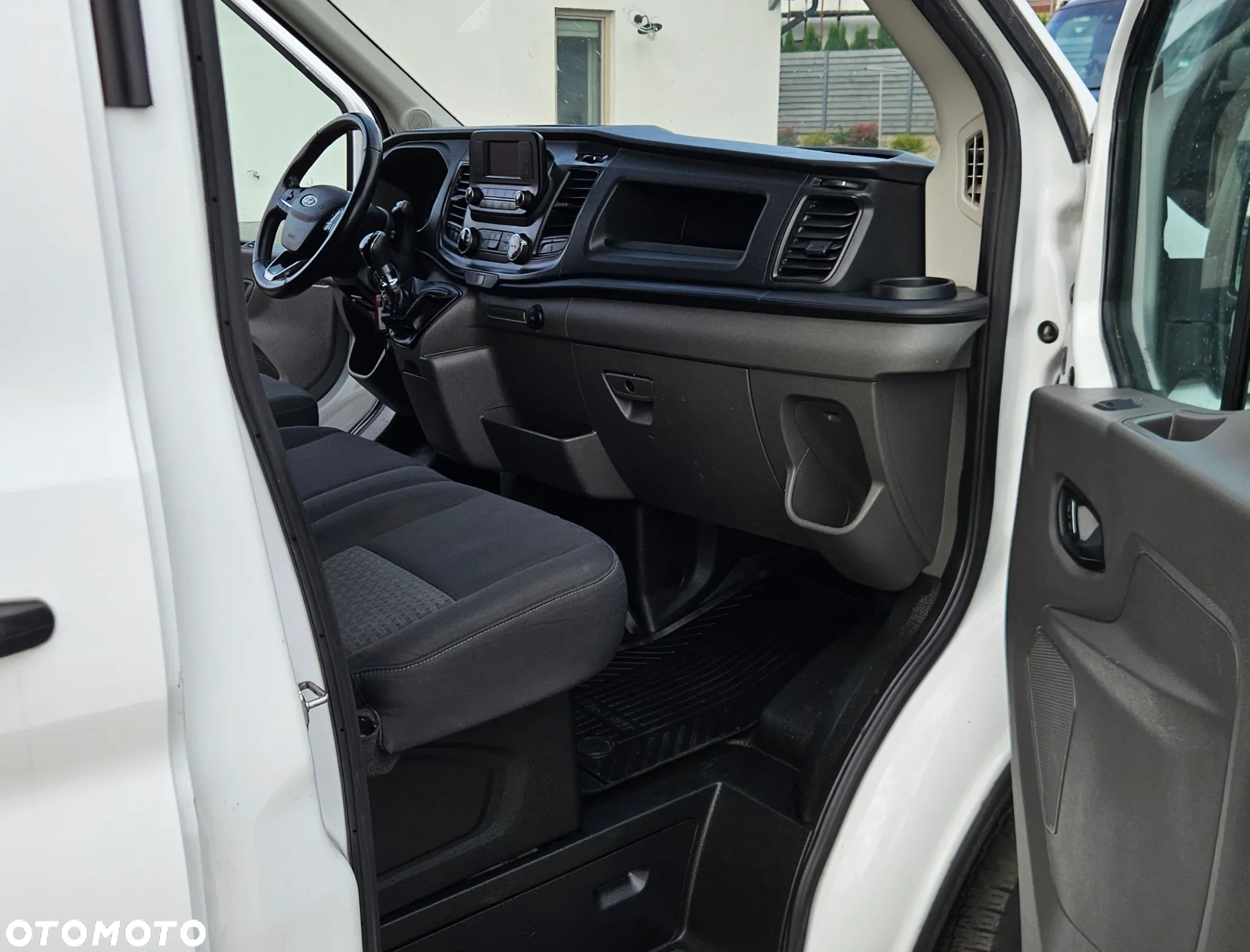 Ford Transit 2.0D 131KM L3H2 Klima Tempomat Kamera z Niemiec - 6