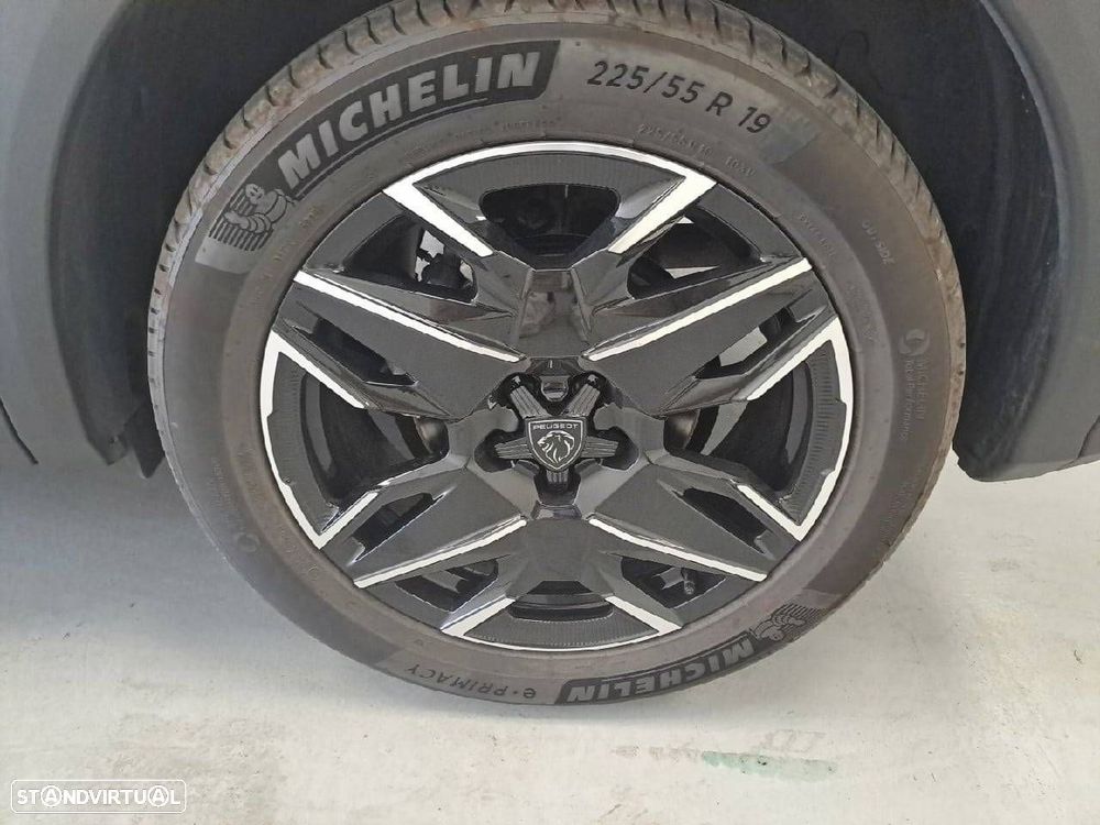 Peugeot 3008 1.2 Hybrid Allure e-DCS6 - 11