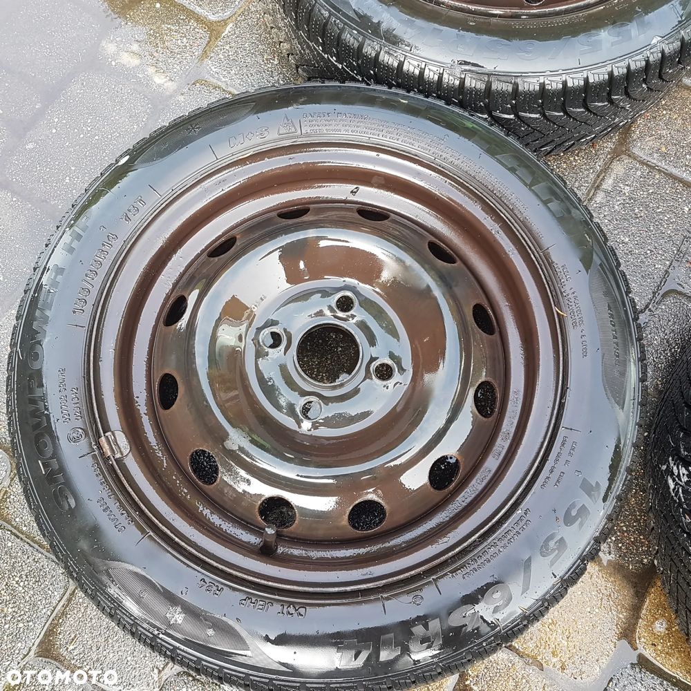 Koła felgi felga koło opony zimowe 155/65/14 4×100  5.5J piasta 54.1mm pasuja do Hyundai i10 i20 Accent Getz Kia Rio Picanto Toyota Yaris Suzuki Baleno Mazda Demio 323 - 14
