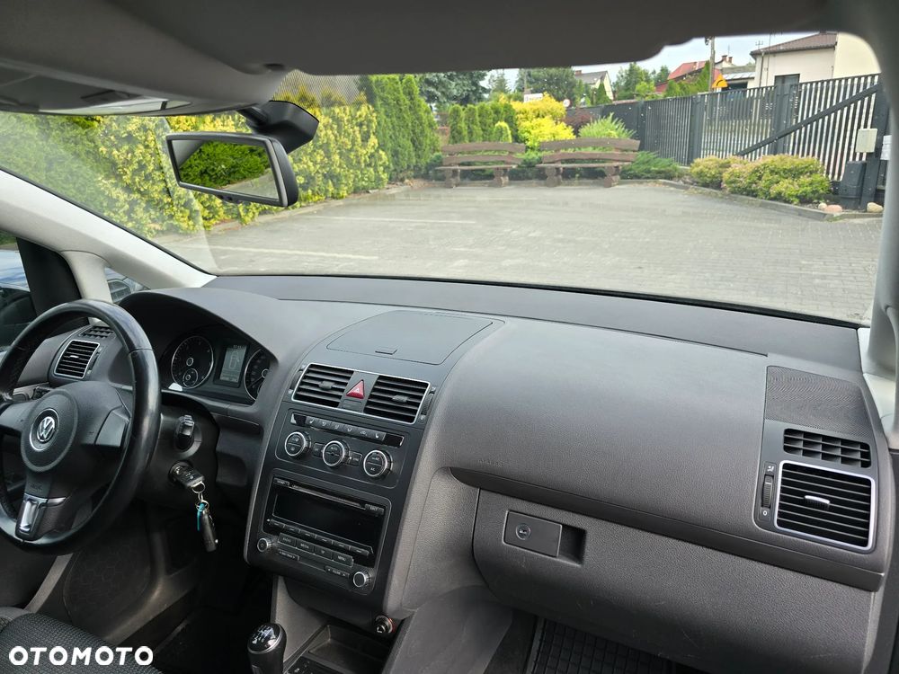 Volkswagen Touran 1.6 TDI DPF BlueMotion Technology Comfortline - 20