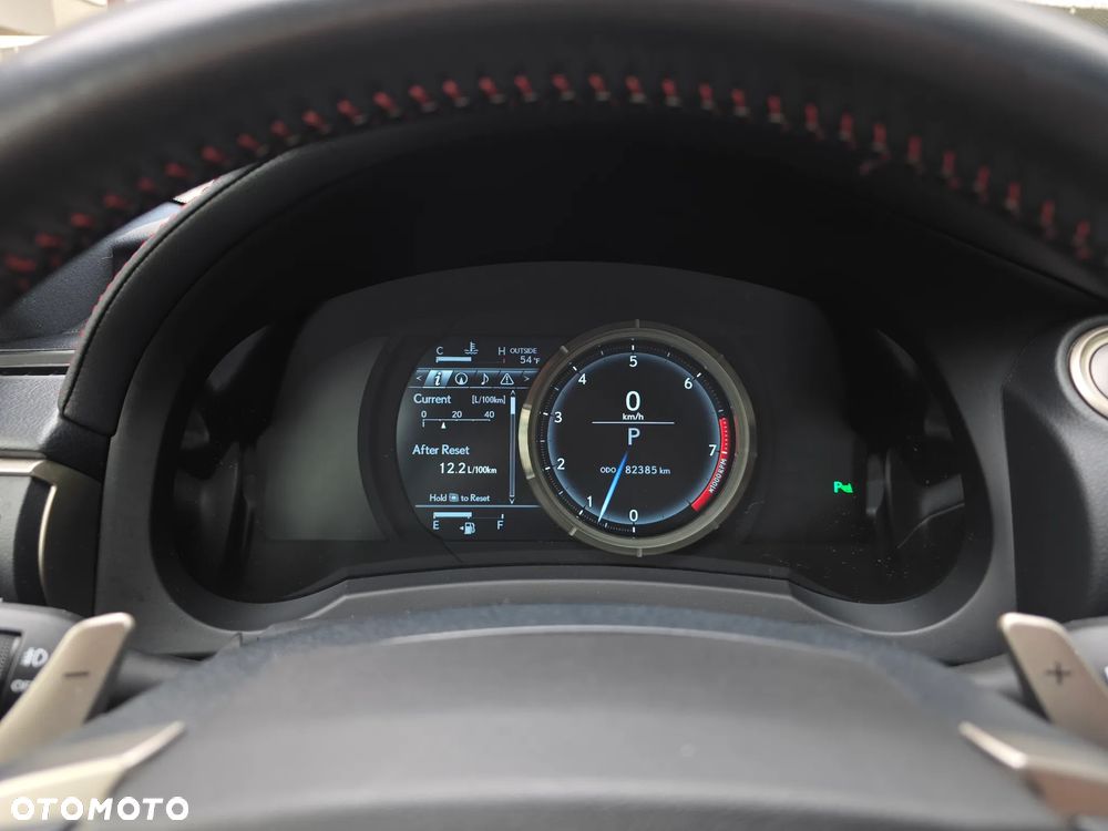 Lexus RC - 22