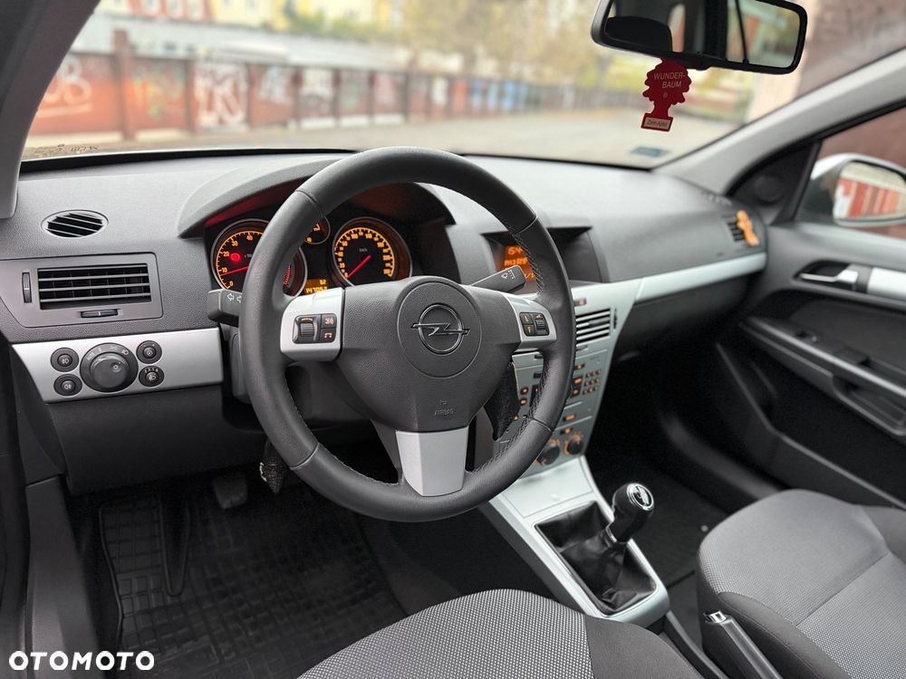 Opel Astra 1.6 - 7