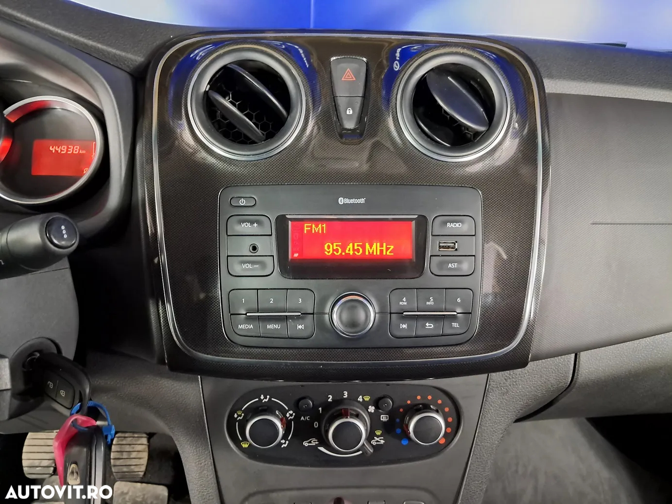 Dacia Logan - 15