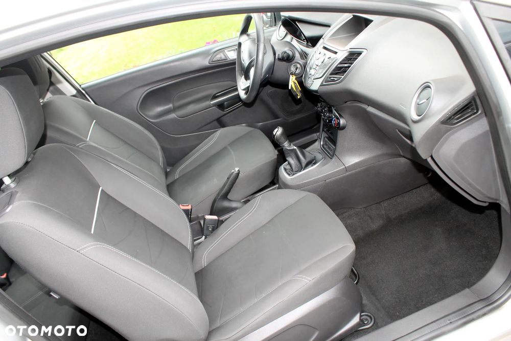 Ford Fiesta 1.25 Ambiente EU5 - 10