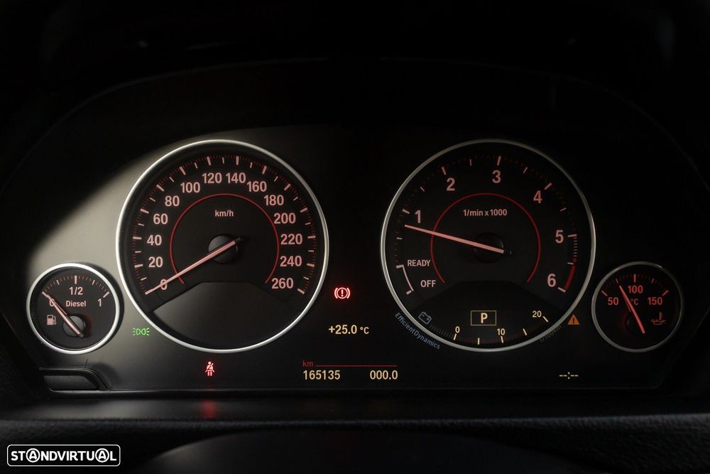 BMW 320 d Auto Pack M - 15