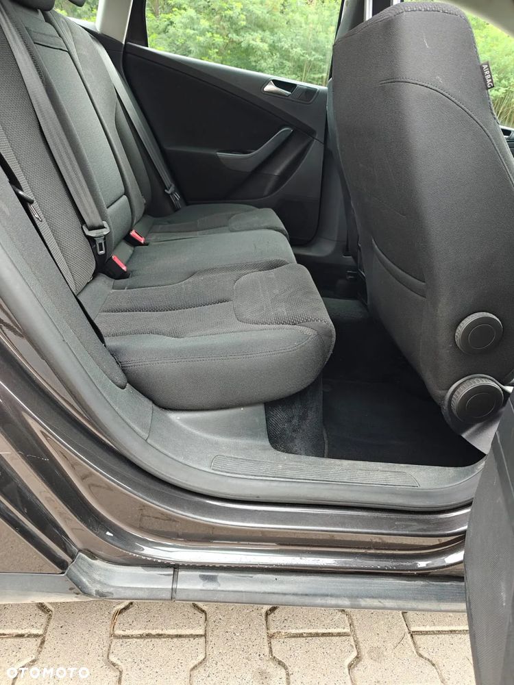 Volkswagen Passat Variant - 8