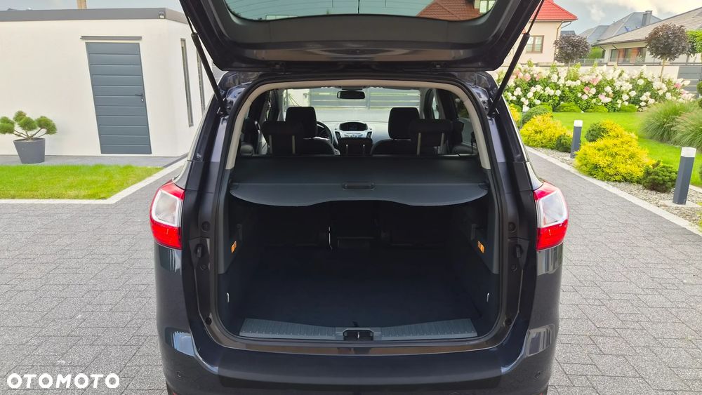 Ford Grand C-MAX 2.0 TDCi Titanium - 36