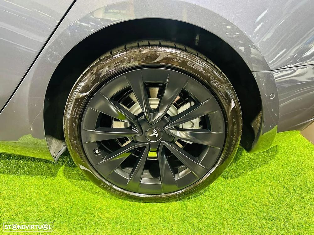 Tesla Model 3 Standard RWD - 19