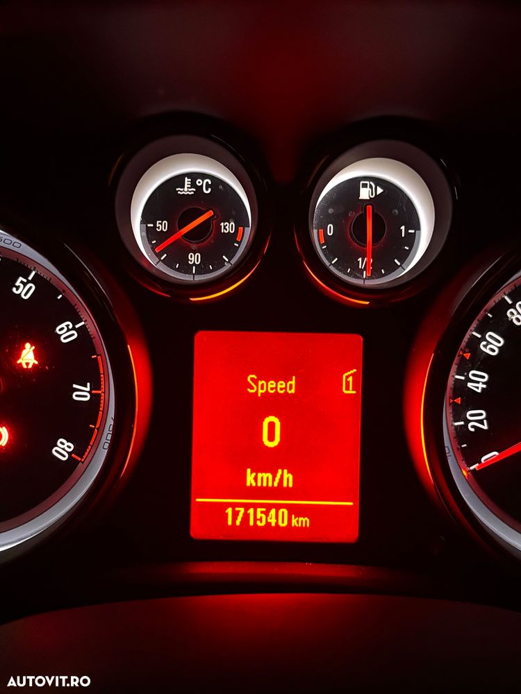 Opel Astra 1.6 Turbo Sport - 8