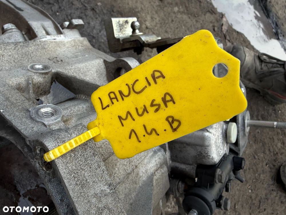 Skrzynia biegów 1.4 benzyna Lancia Musa - 3