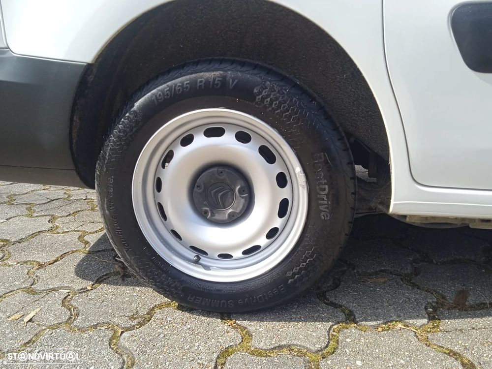 Citroën Berlingo XL (Longa) 1.6 Hdi 100cv 3 lugares 5 portas - 57