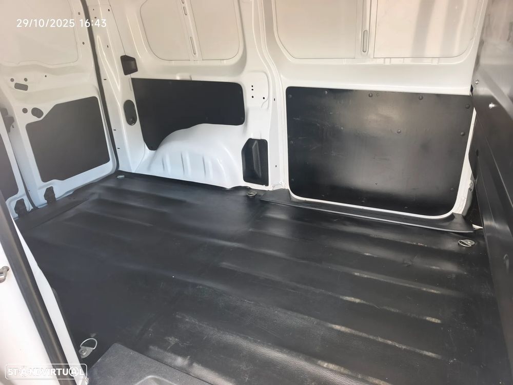 Peugeot Expert 1.6 HDI - 18