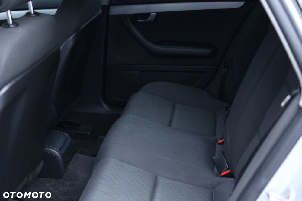 Audi A4 Limousine 2.0 TDI - 17