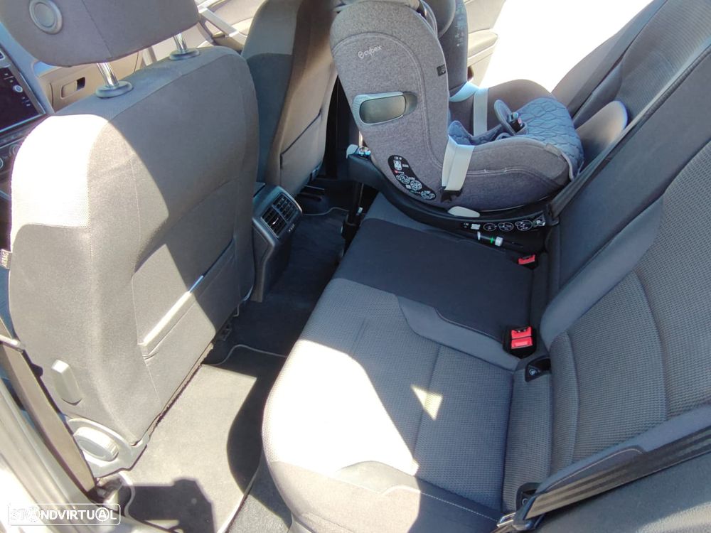 VW Golf Variant 1.6 TDi Confortline - 6