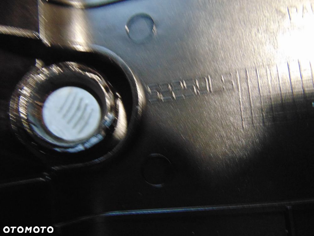 Pokrywa zaworów clio 3 1,2 16 v - 5