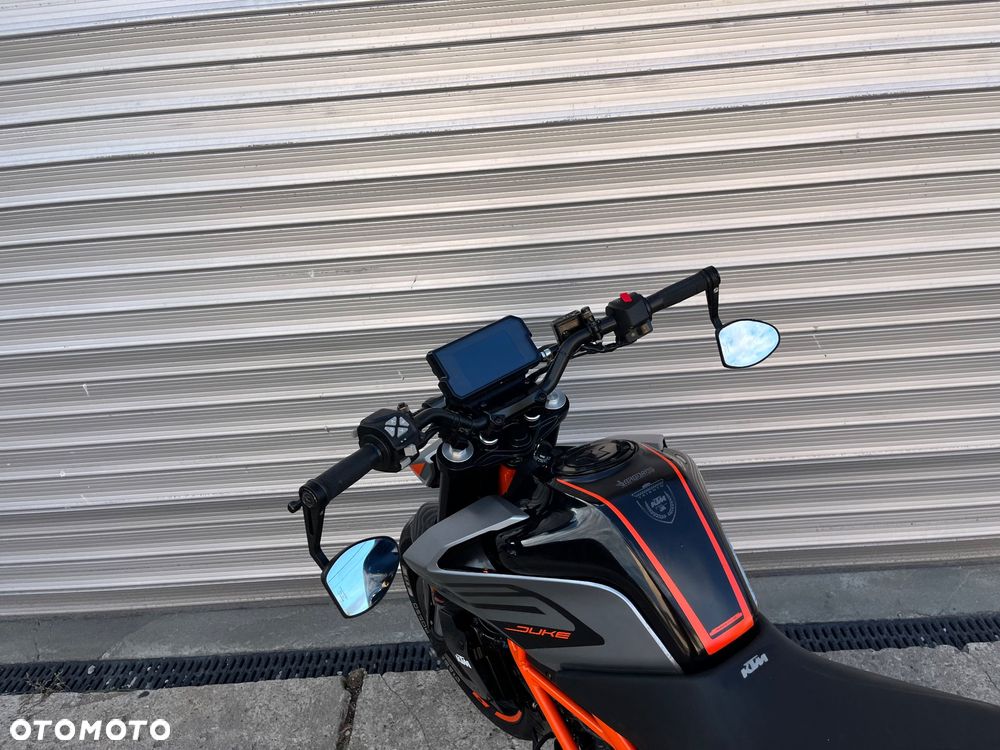 KTM Duke - 13