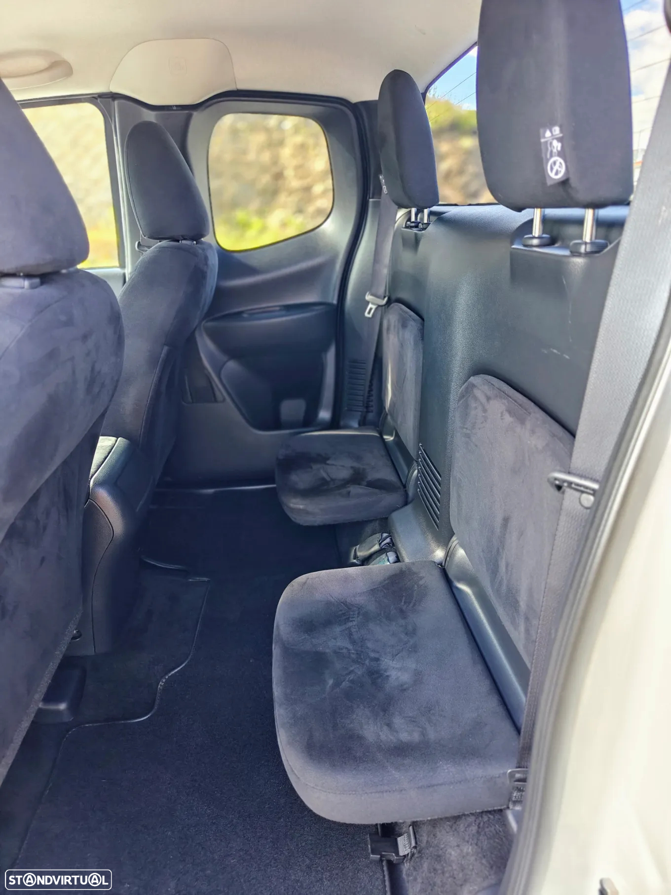 Nissan Navara 2.3 dCi CD 4WD N-Connecta Nav - 13
