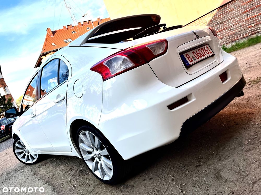 Mitsubishi Lancer 1.8 Intense - 5