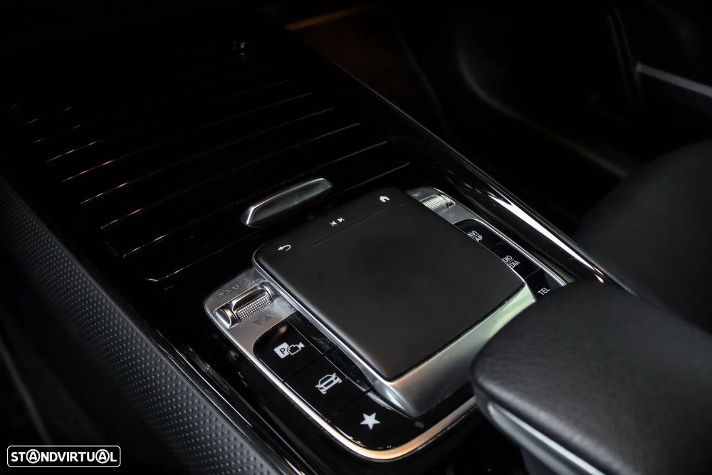 Mercedes-Benz GLB 180 d Progressive - 19