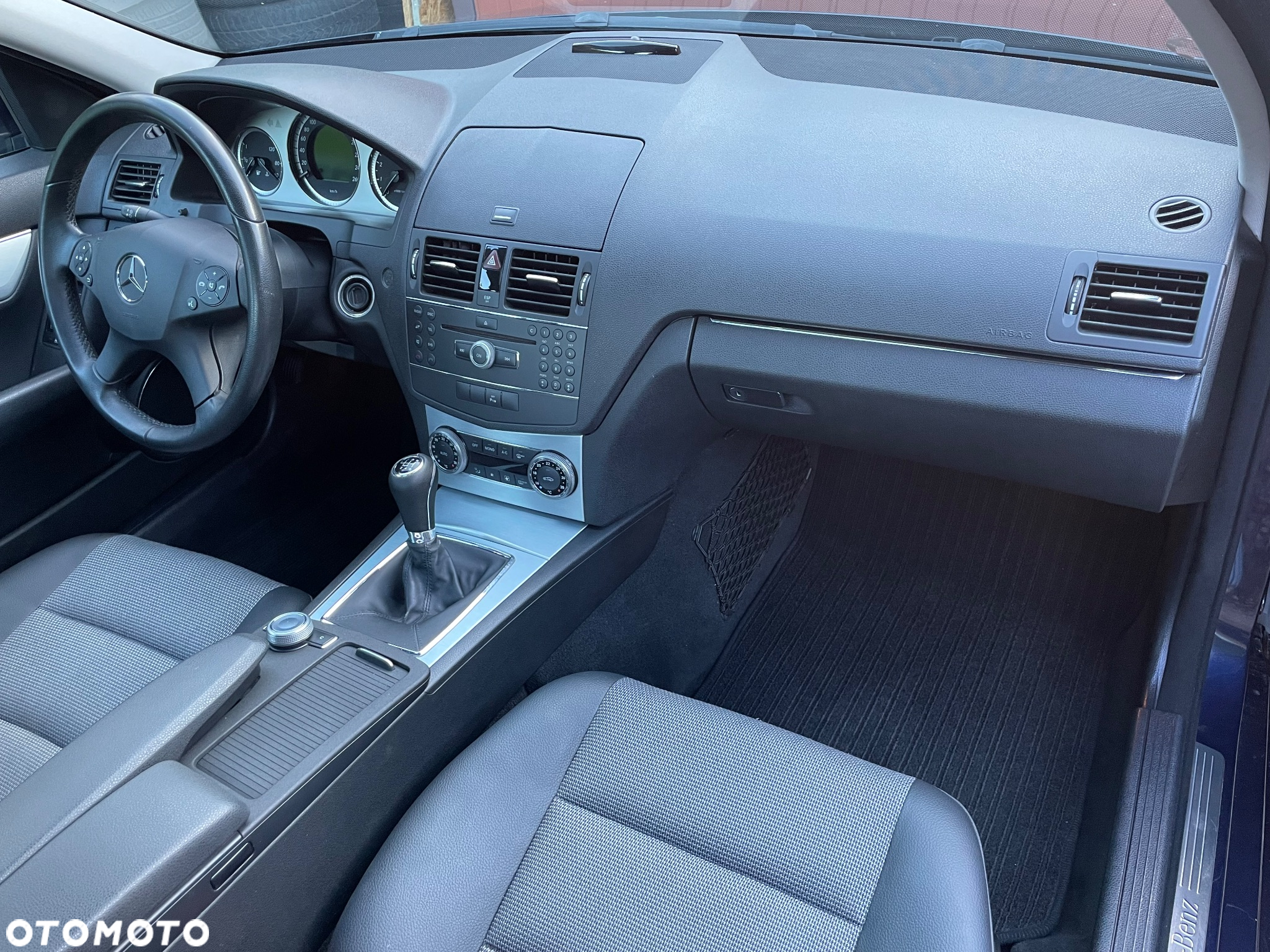 Mercedes-Benz Klasa C 180 Kompressor Avantgarde - 25