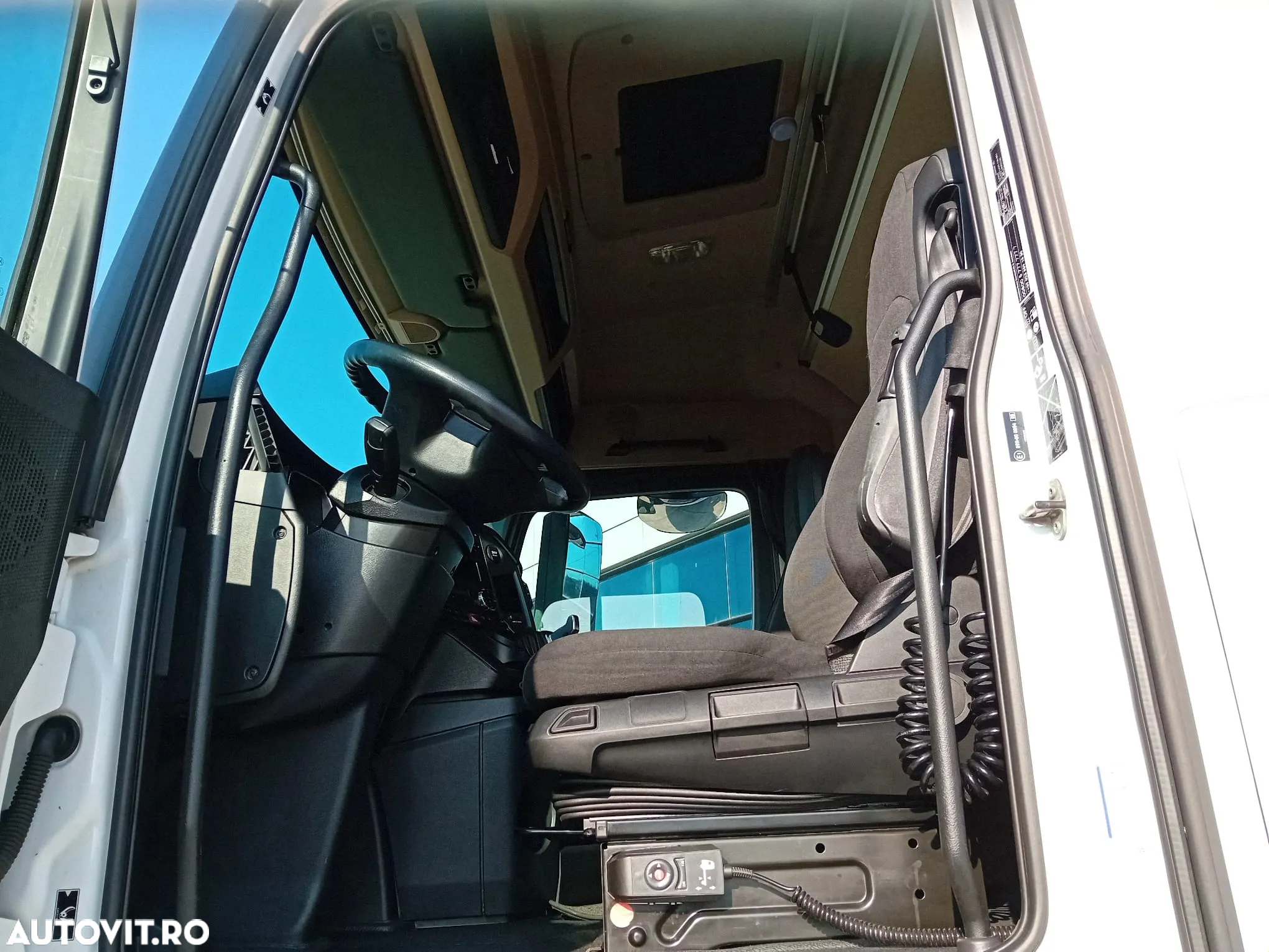 Mercedes-Benz Actros 1845 LS, Full ADR+PTO, STANDKLIMA, TOP !!! - 11