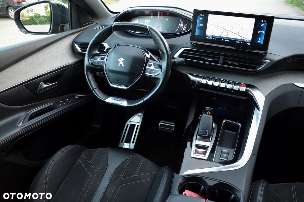 Peugeot 5008 BlueHDi 130 EAT8 GT - 32