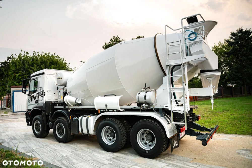 Mercedes-Benz Arocs 3240 MP5 10m3 rok 2021LIEBHERR - 7