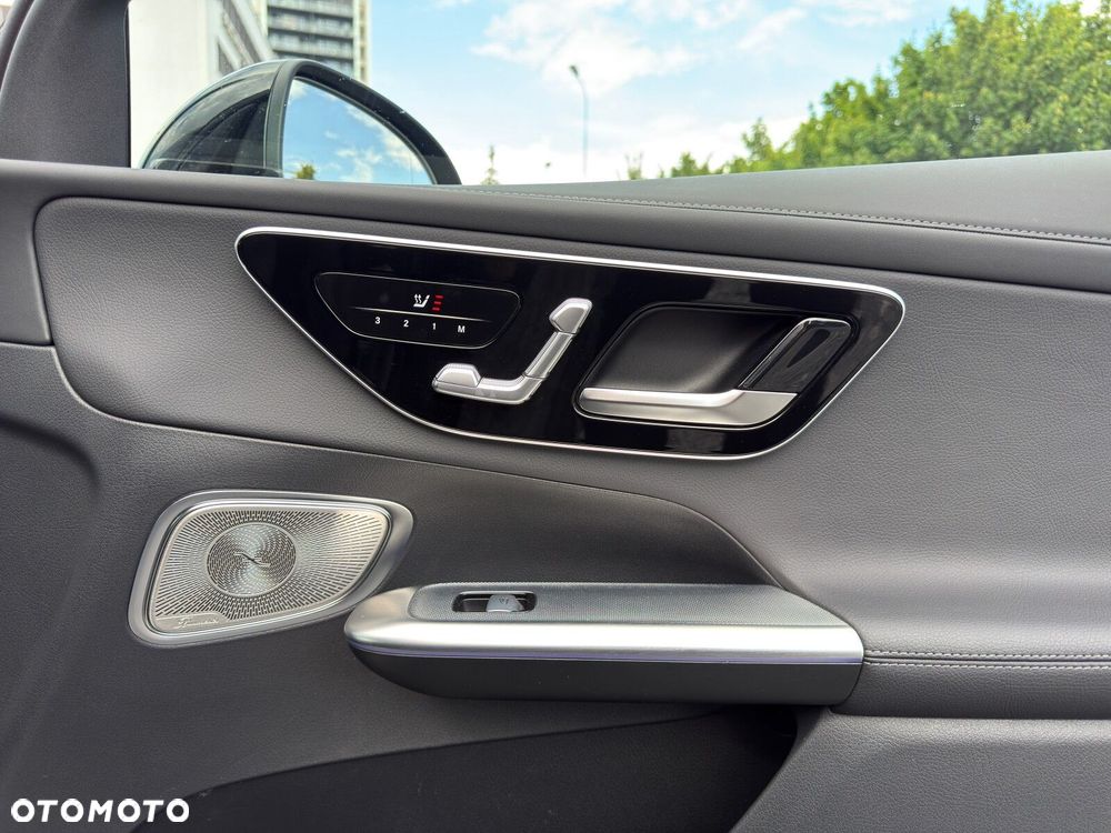 Mercedes-Benz GLC 300 d mHEV 4-Matic AMG Line - 32
