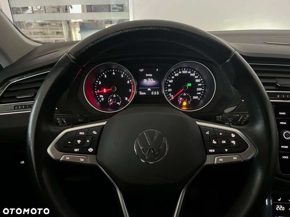 Volkswagen Tiguan - 23